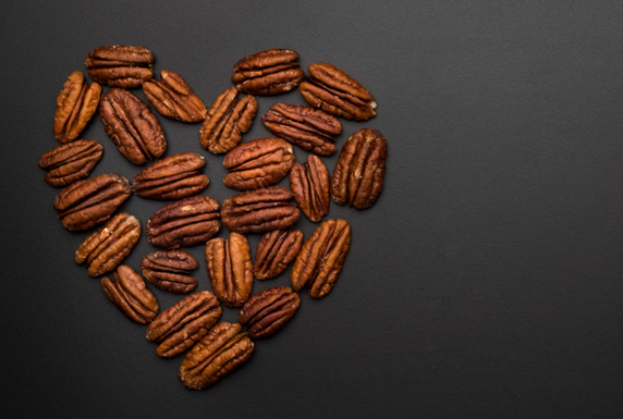 Nuez pecana en forma de corazón — AMOR Hidalgo
